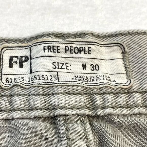 FREE PEOPLE BUTTON FLY DENIM SHORTS  CLOUD GREY - Picture 6 of 8